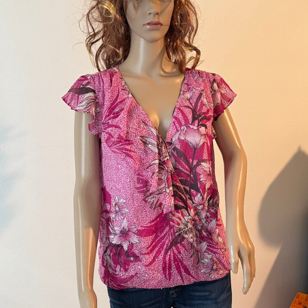 White House Black Market Pink Floral Sleeveless Flutter V-Neck Blouse Sz 8 EUC